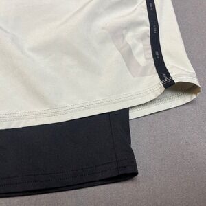 Vuori Fullerton Shorts 31" Waist (M)  Tan Lightweight Workout